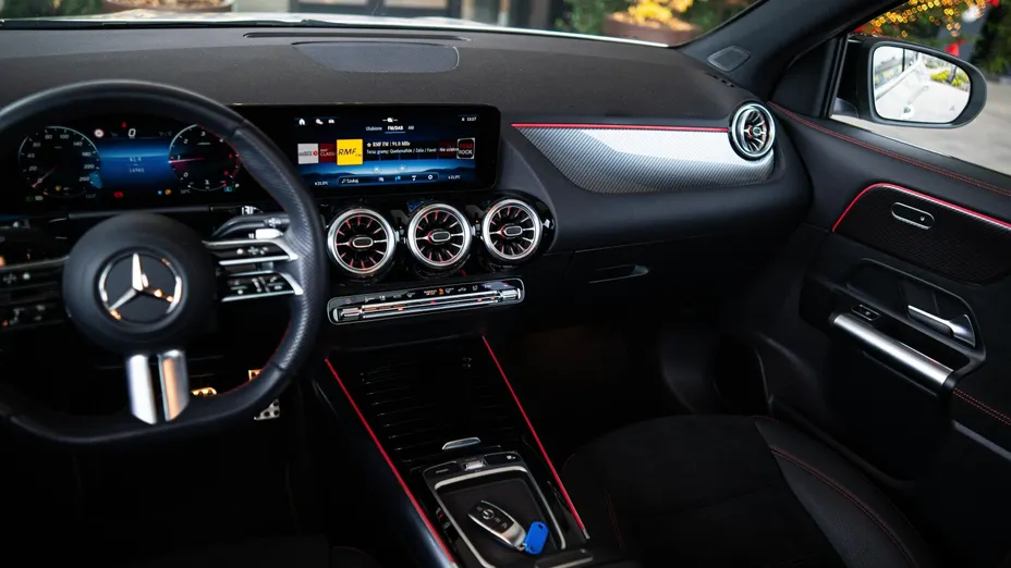 MERCEDES-BENZ GLA GLA 200 d 4-Matic AMG Line 8G-DCT