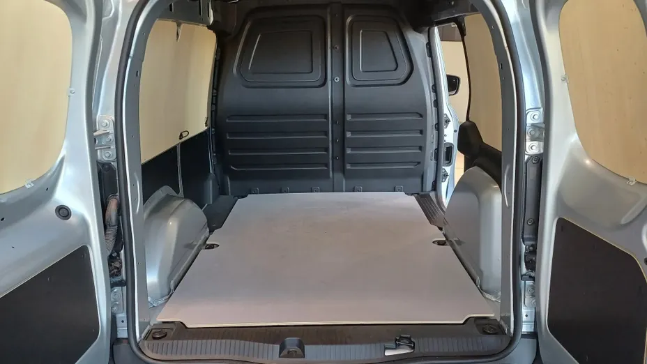 NISSAN Townstar Townstar EV Van 44kWh L1 N-Connecta