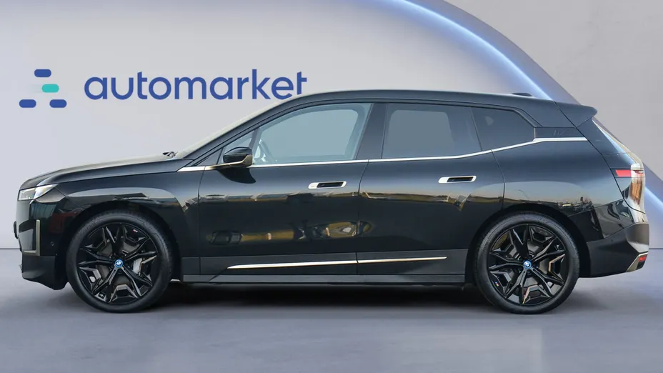 BMW iX iX xDrive50 111.5kWh Signature