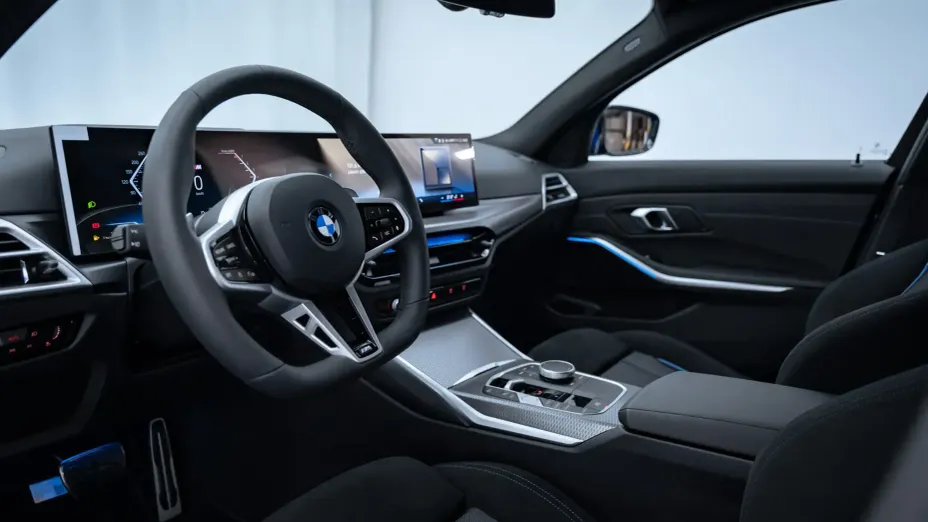 BMW Seria 3 320i M Sport sport-aut Nowy
