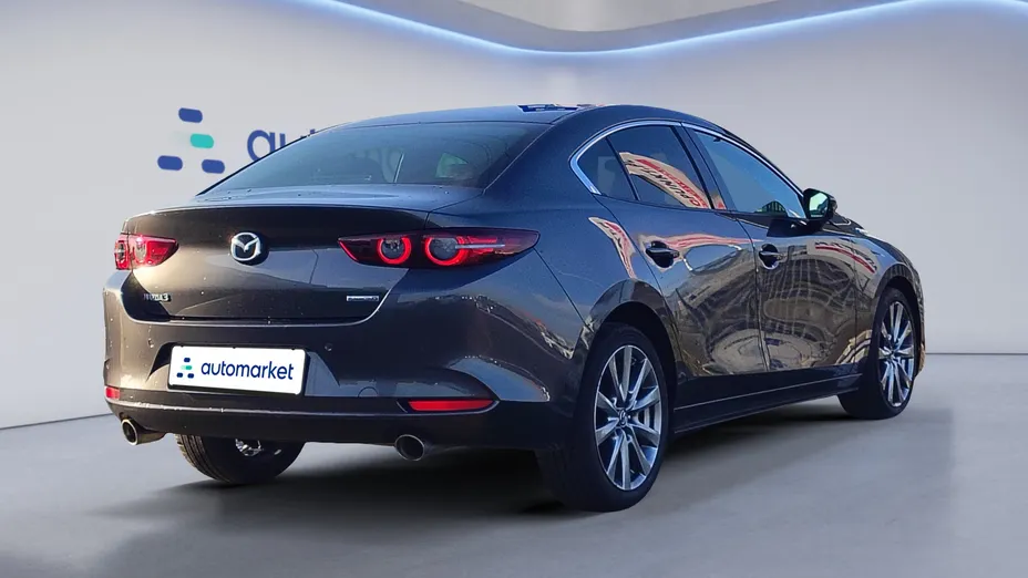 MAZDA 3 3 2.0 mHEV Hikari aut