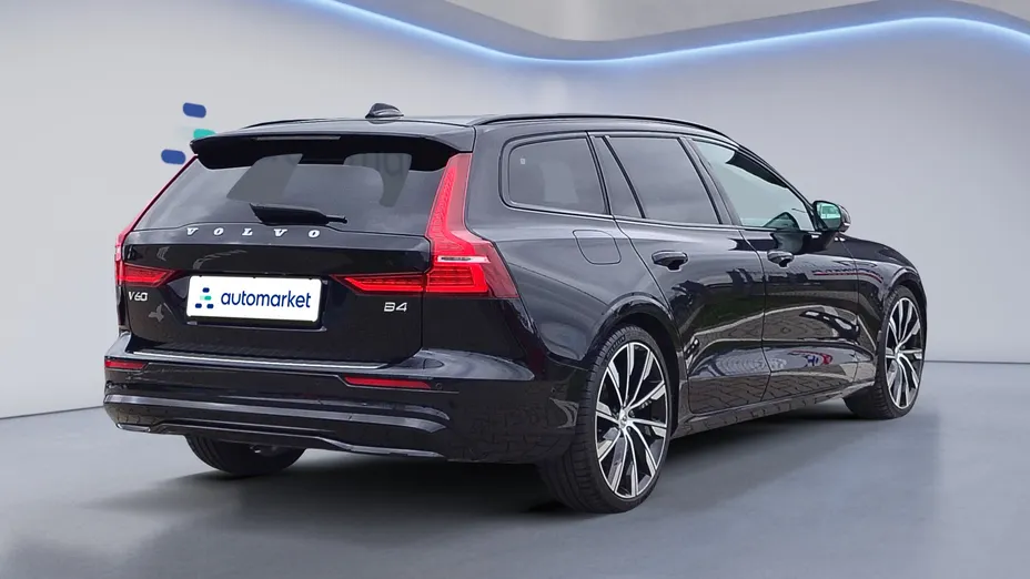 VOLVO V60 V60 B4 D Plus Dark aut
