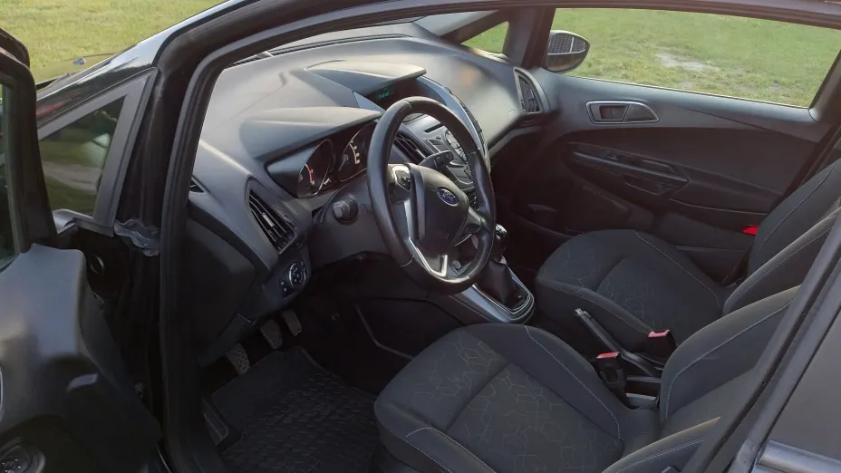 FORD B-MAX -