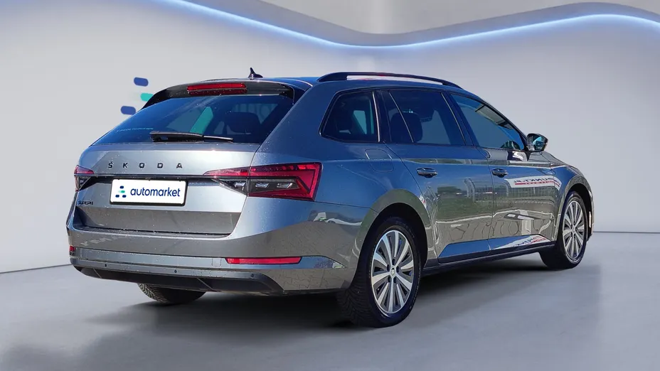 SKODA Superb Superb 2.0 TDI SCR Style DSG