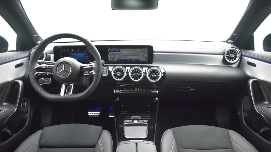 MERCEDES-BENZ CLA CLA 200 mHEV AMG Line 7G-DCT Nowy