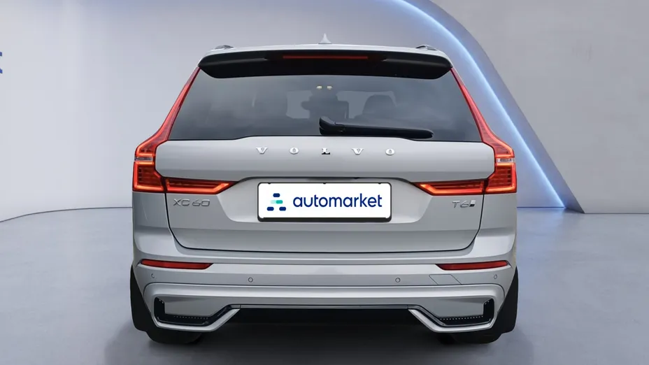 VOLVO XC60 XC60 T6 Plug-In Hybrid AWD Plus Dark aut