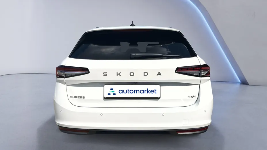 SKODA Superb Superb 2.0 TDI SCR 4x4 Selection DSG