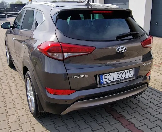 HYUNDAI Tucson -