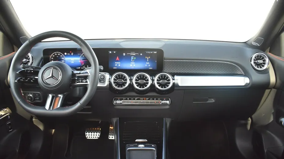 MERCEDES-BENZ GLB GLB 200 d AMG Line 8G-DCT