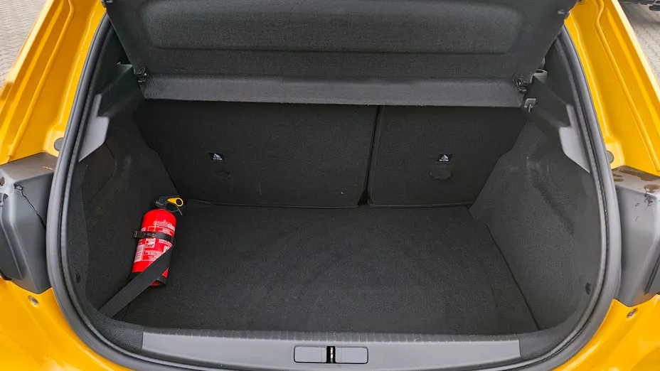 PEUGEOT 208 e-208 50kWh Allure