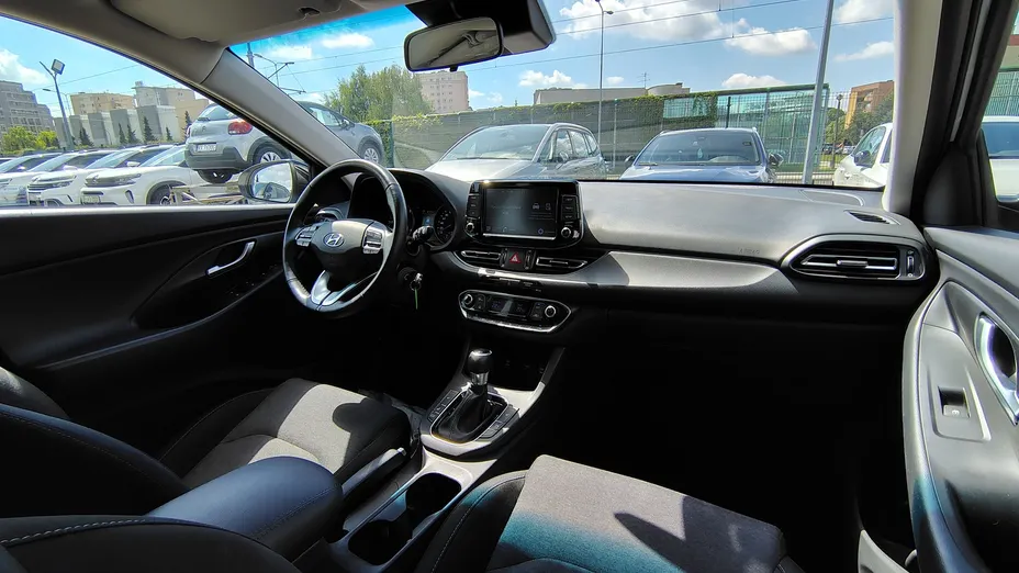 HYUNDAI i30 i30 1.5 T-GDI 48V Smart