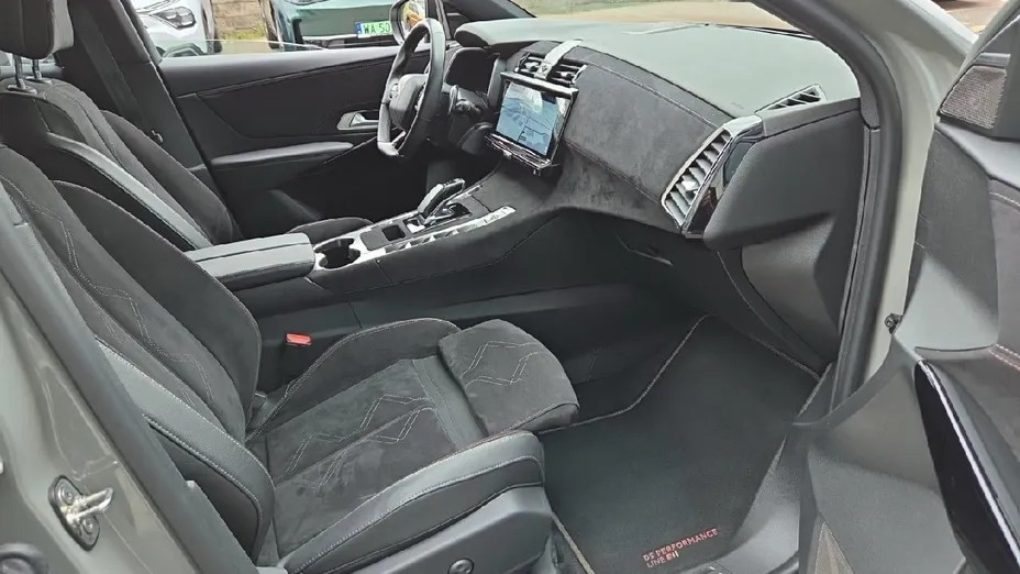 DS DS7 DS 7 1.6 E-Tense 4x4 Performance Line + aut