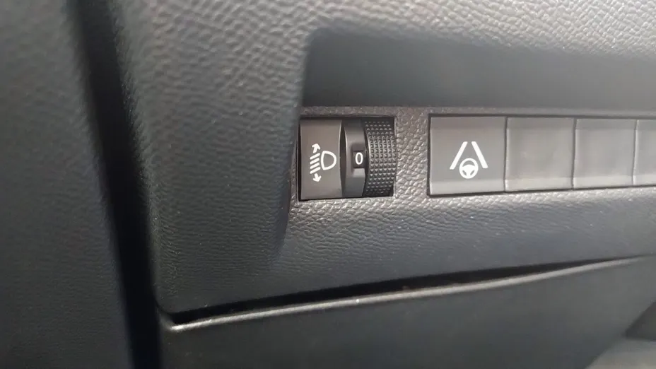 PEUGEOT 2008 2008 PureTech 130 Allure S&S EAT8