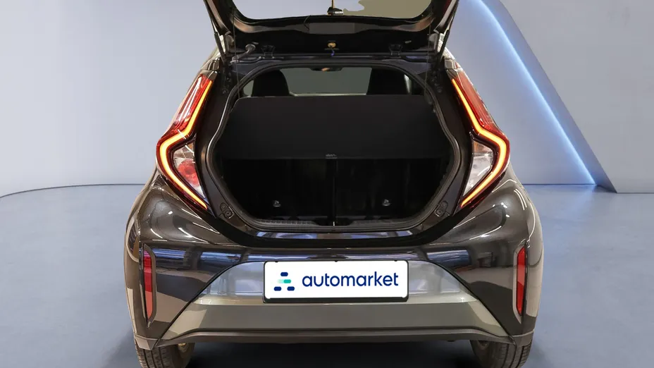 TOYOTA Aygo X Aygo X 1.0 VVT-i Style