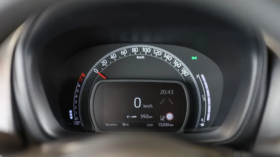 TOYOTA Aygo X Aygo X 1.0 VVT-i Style