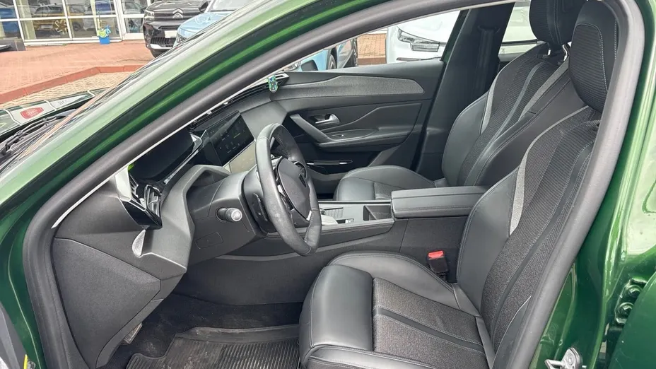 PEUGEOT 308 308 1.2 PureTech Allure Pack S&S EAT8