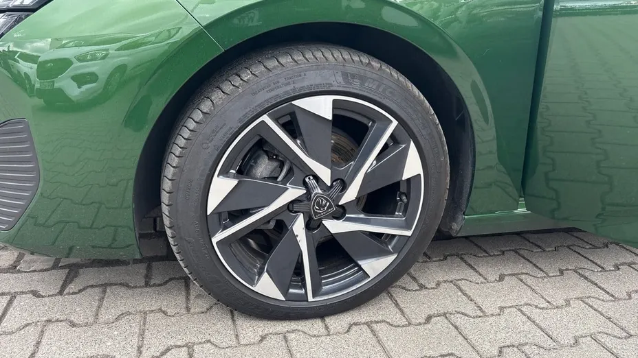 PEUGEOT 308 308 1.2 PureTech Allure Pack S&S EAT8