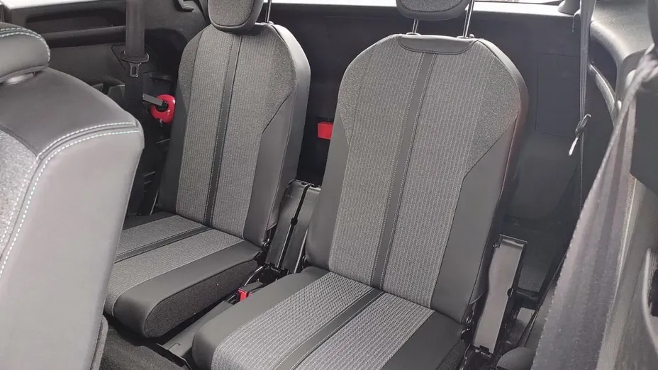 PEUGEOT 5008 5008 1.5 BlueHDi Allure Pack S&S EAT8
