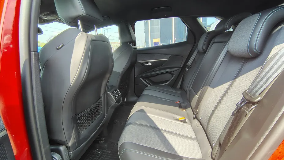 PEUGEOT 3008 3008 1.2 PureTech Allure Pack S&S EAT8