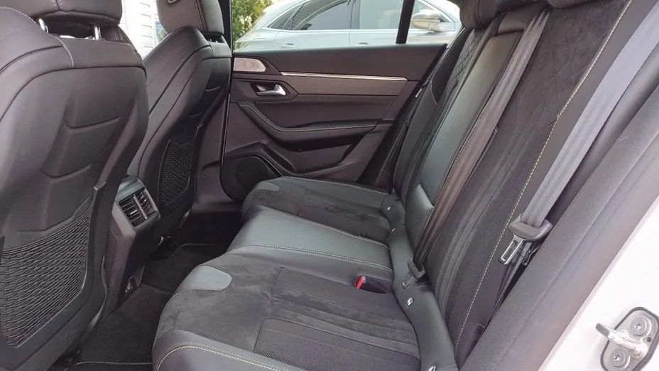 PEUGEOT 508 508 1.6 PureTech HYbrid4 PHEV Peugeot Sport Engineered EAT8