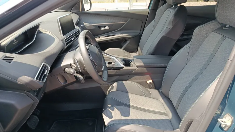 PEUGEOT 3008 3008 1.2 PureTech mHEV Allure Pack S&S e-DCS6