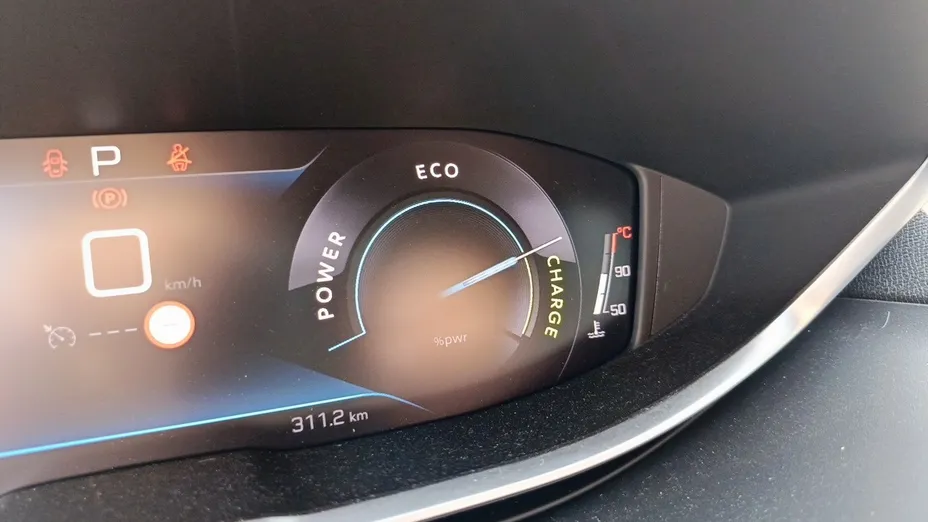 PEUGEOT 3008 3008 1.2 PureTech mHEV Allure Pack S&S e-DCS6