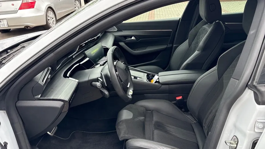 PEUGEOT 508 508 1.6 PureTech HYbrid4 Peugeot Sport Engineered EAT8