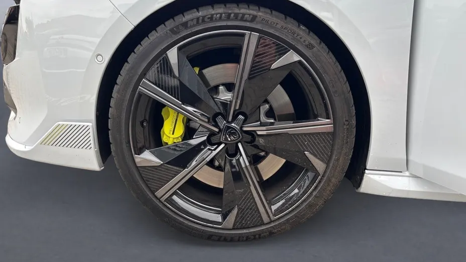 PEUGEOT 508 508 1.6 PureTech HYbrid4 Peugeot Sport Engineered EAT8