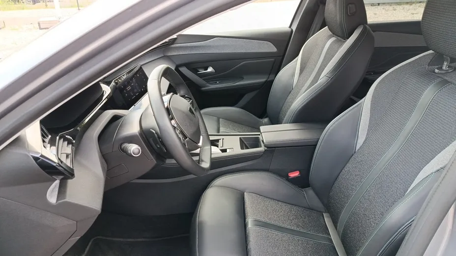 PEUGEOT 308 308 1.2 PureTech Allure Pack S&S EAT8