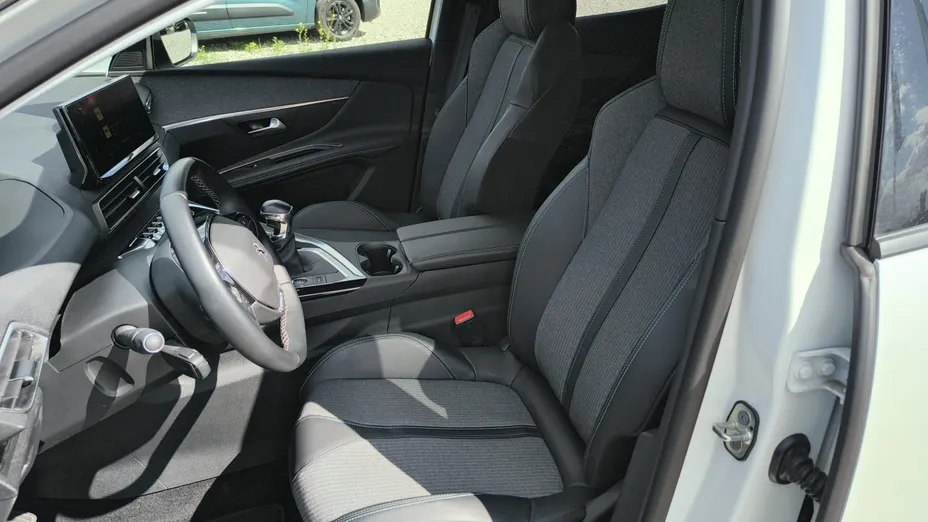 PEUGEOT 3008 3008 1.5 BlueHDi Allure Pack S&S
