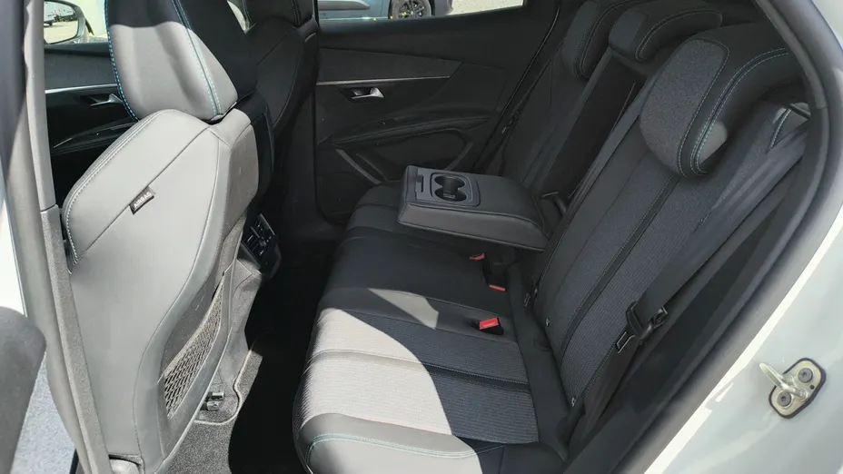 PEUGEOT 3008 3008 1.5 BlueHDi Allure Pack S&S