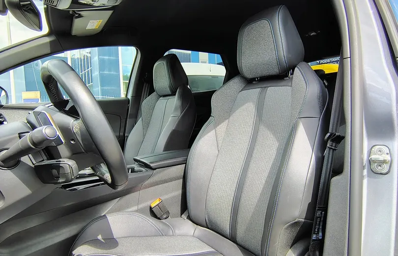 PEUGEOT 3008 3008 1.2 PureTech Allure Pack S&S EAT8