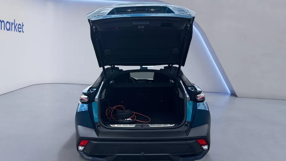 PEUGEOT 408 408 1.6 Plug-In Hybrid 225 GT EAT8