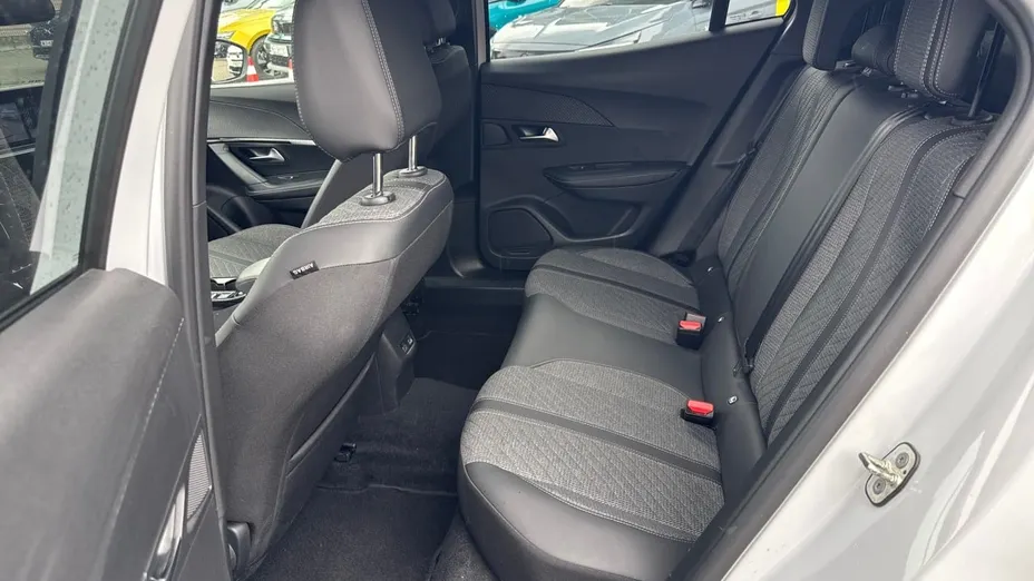 PEUGEOT 2008 2008 1.2 PureTech Allure Pack S&S EAT8