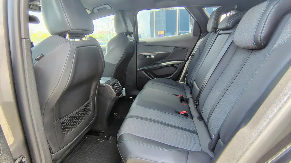 PEUGEOT 3008 3008 1.2 PureTech Allure Pack S&S EAT8