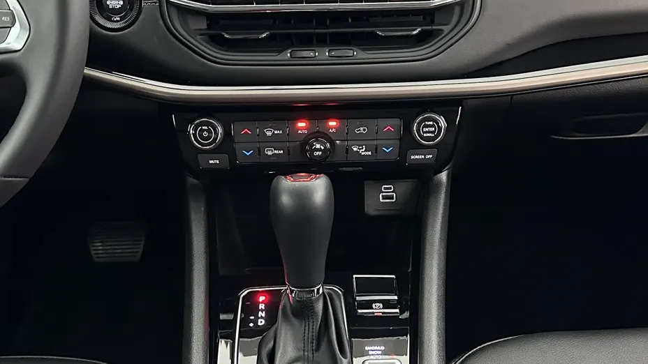 JEEP Compass -