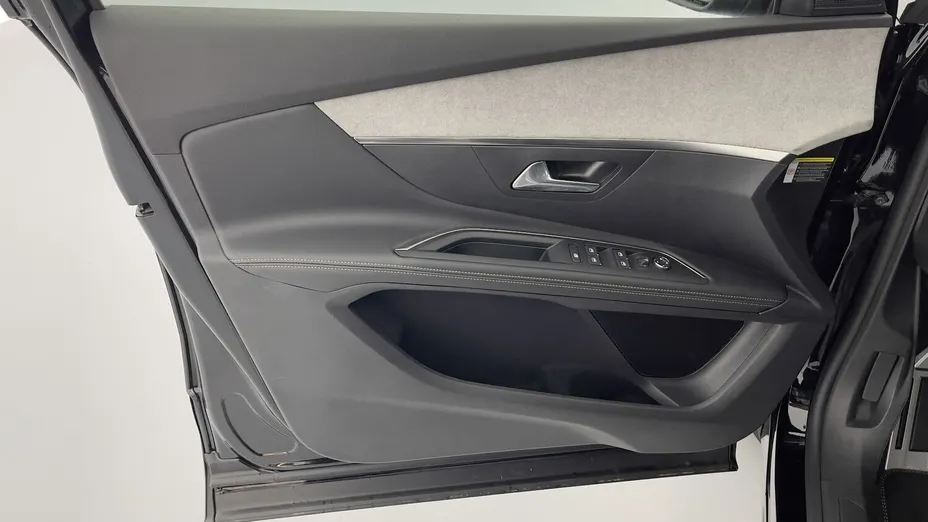 PEUGEOT 5008 -