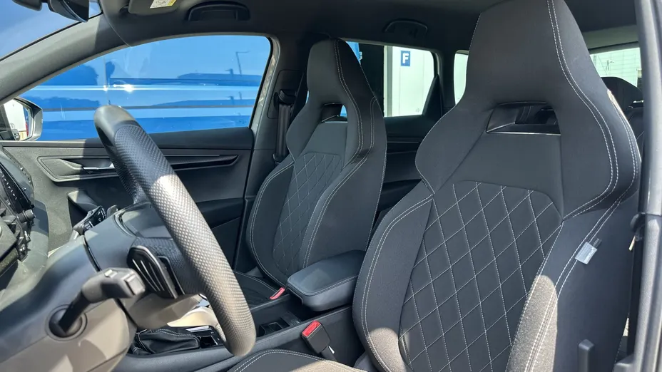 SKODA Karoq Karoq 1.5 TSI ACT Sportline DSG