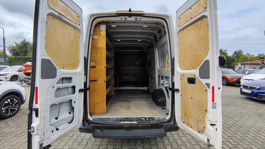 VOLKSWAGEN Crafter Crafter 30 TDI (11,3m3)