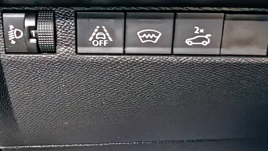 CITROEN C4 X C4 X 1.2 PureTech Plus S&S EAT8