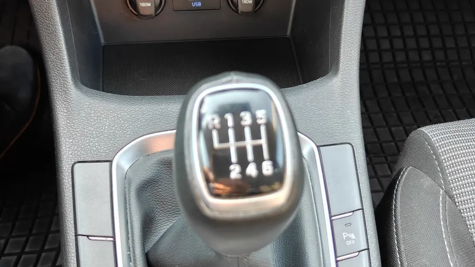 HYUNDAI i30 i30 1.5 T-GDI 48V Modern