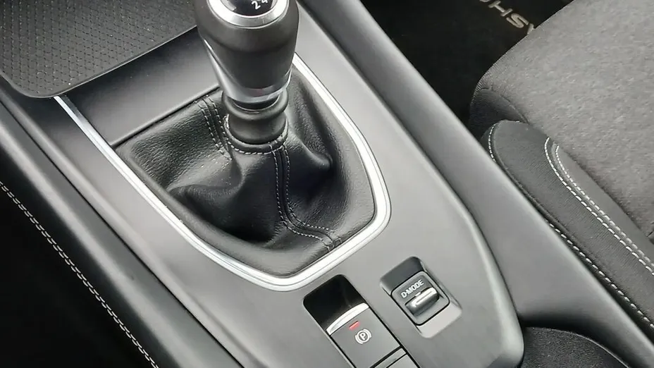 NISSAN Qashqai Qashqai 1.3 DIG-T mHEV N-Connecta