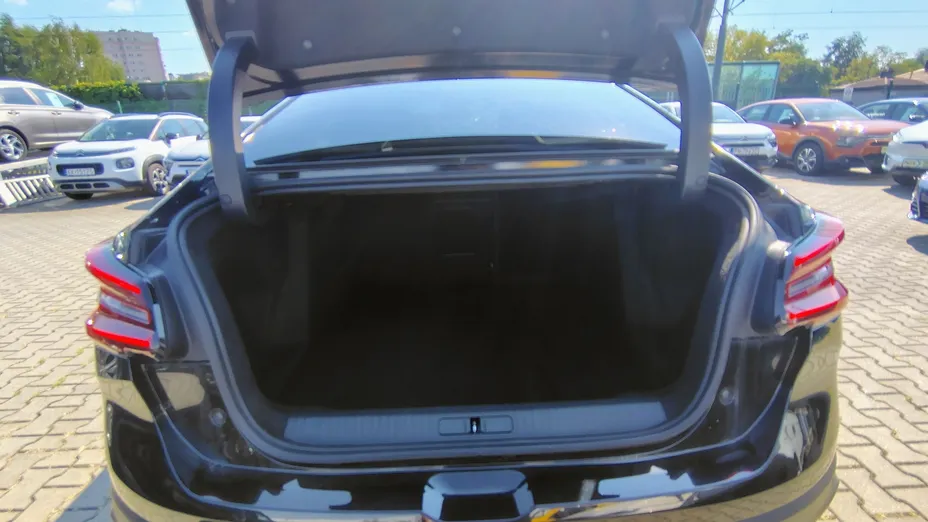 CITROEN C4 e-C4 EV136 50kWh Shine