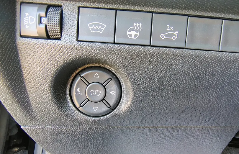 CITROEN C4 e-C4 EV136 50kWh Shine