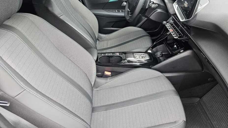 PEUGEOT 2008 2008 1.2 PureTech Allure Pack S&S EAT8