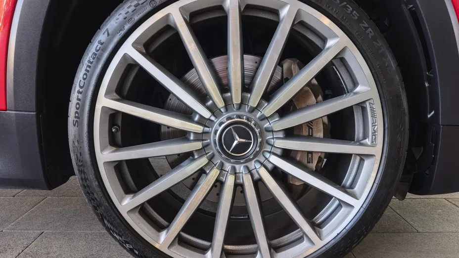 MERCEDES-BENZ GLB AMG GLB 35 4-Matic