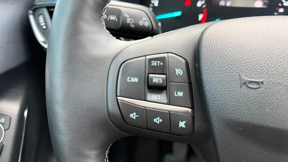 FORD Puma Puma 1.0 EcoBoost mHEV Titanium