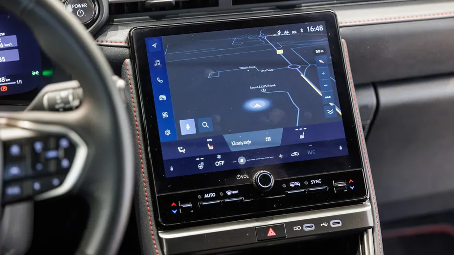 LEXUS LBX LBX 1.5 Hybrid Emotion