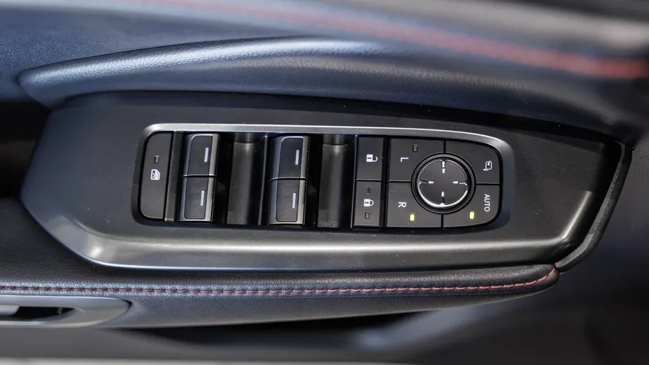 LEXUS LBX LBX 1.5 Hybrid Emotion