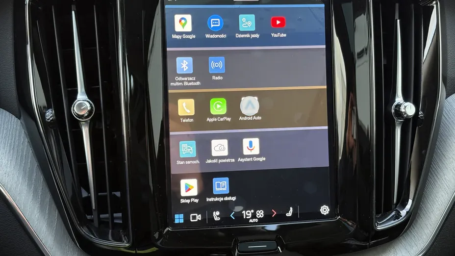 VOLVO XC60 XC60 T8 Plug-In Hybrid AWD Ultra Black Edition aut